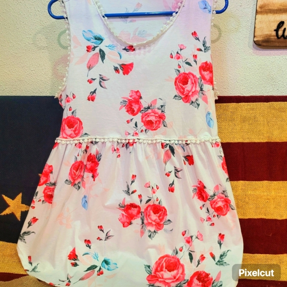 Super cute L maternity blouse